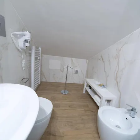 Gasthuis Slow Chic Beb Policlinico