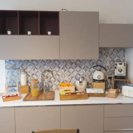 Gasthuis Slow Chic Beb Policlinico 4*