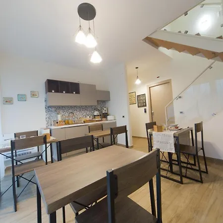 Slow Chic Beb Policlinico 4*