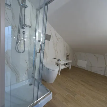 Slow Chic Beb Policlinico 4* Messina