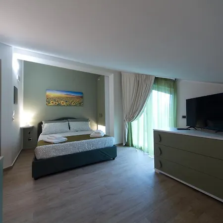 Slow Chic Beb Policlinico 4*